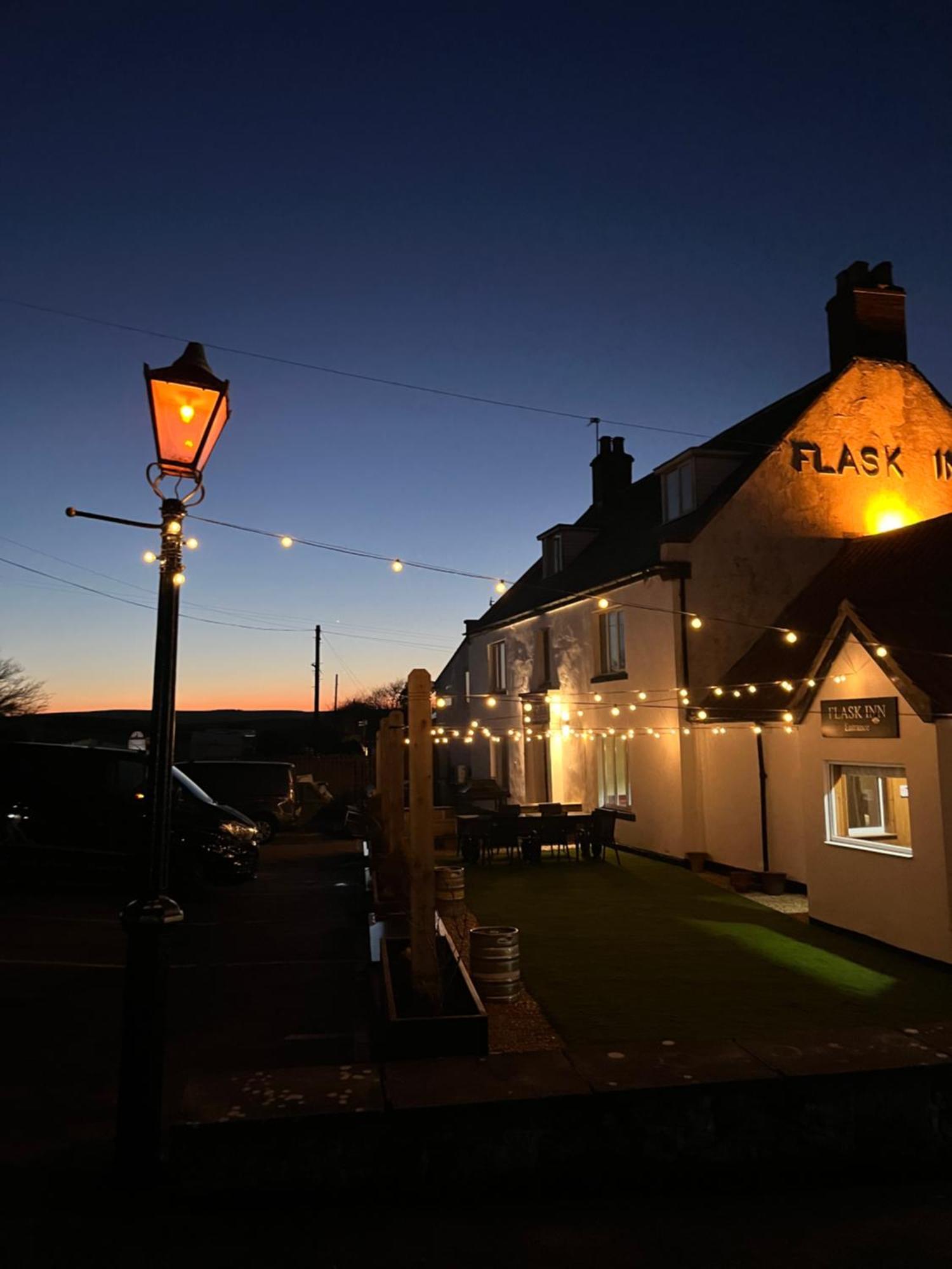 The Flask Inn, Fylingdales, Whitby Exteriör bild
